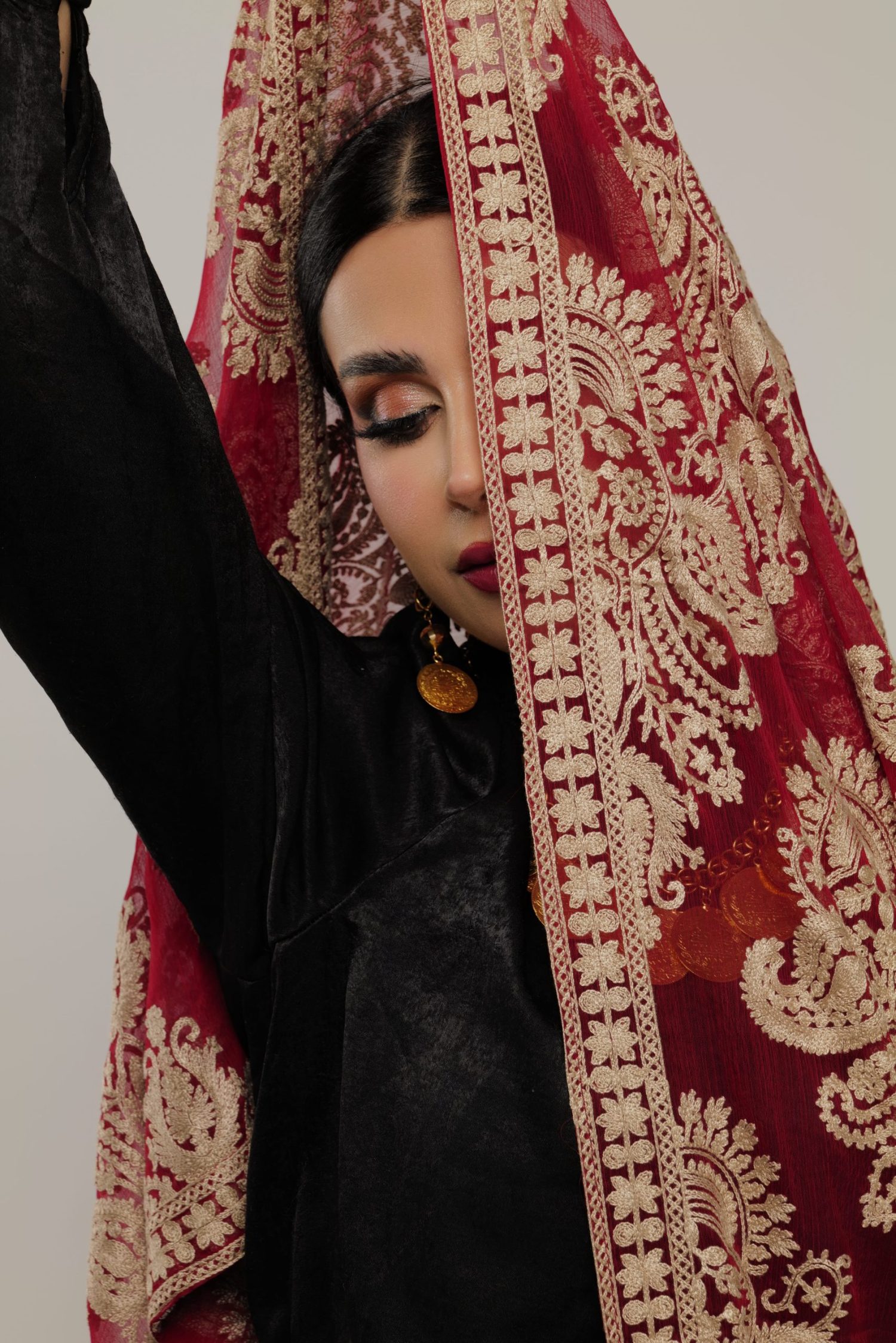 Regal Charm Shawl